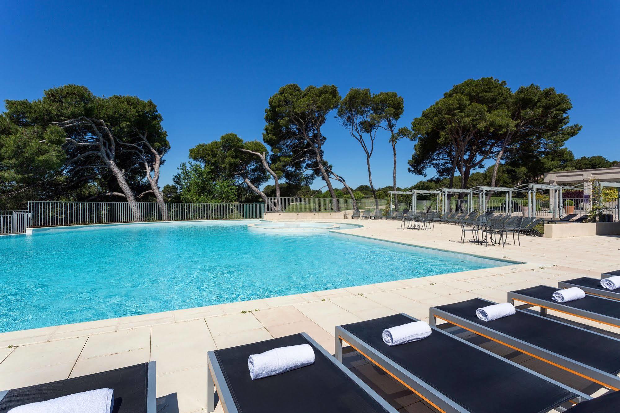 Madame Vacances Residence Provence Country Club Saumane-de-Vaucluse Εξωτερικό φωτογραφία
